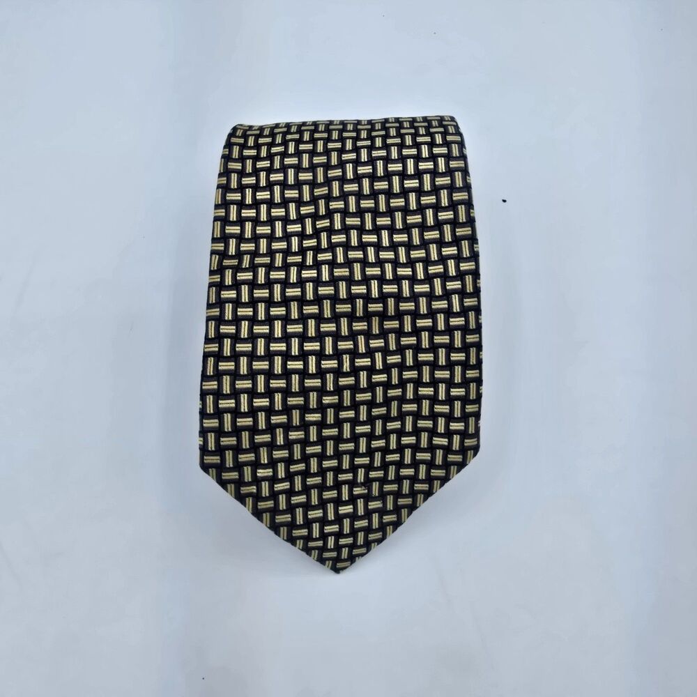 Stafford Mens Necktie 100% Silk Blue Tan Geometric Business Tie 58 x 3 Vintage